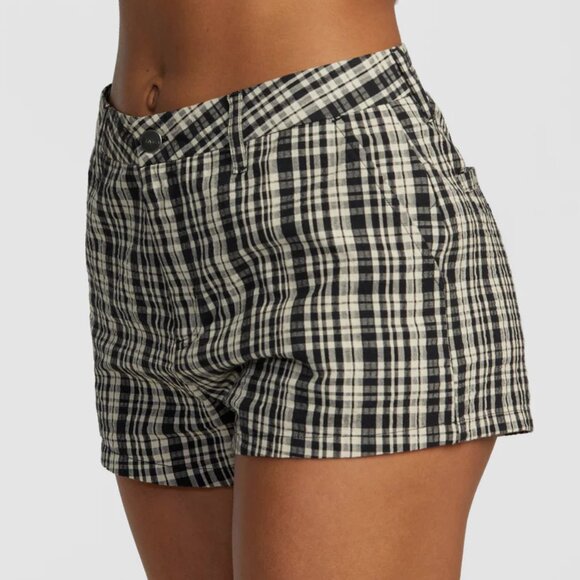 MAVIS SHORTS - Picture 2 of 4